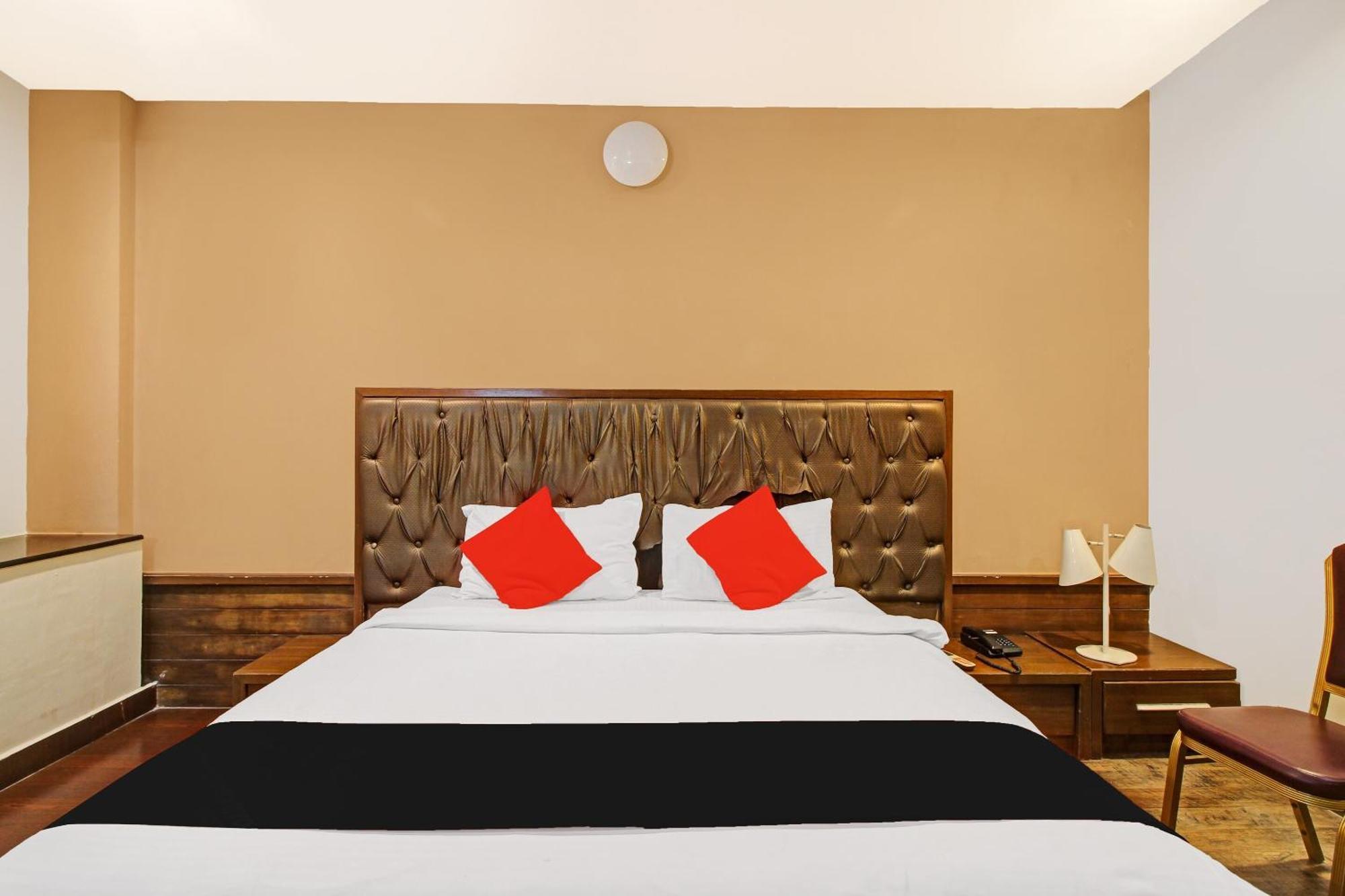 Collection O 82357 Hotel Surabhi Pride Trimulgherry Zewnętrze zdjęcie